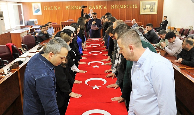 İnegöl Belediyesi'nin yeni memurları yemin etti