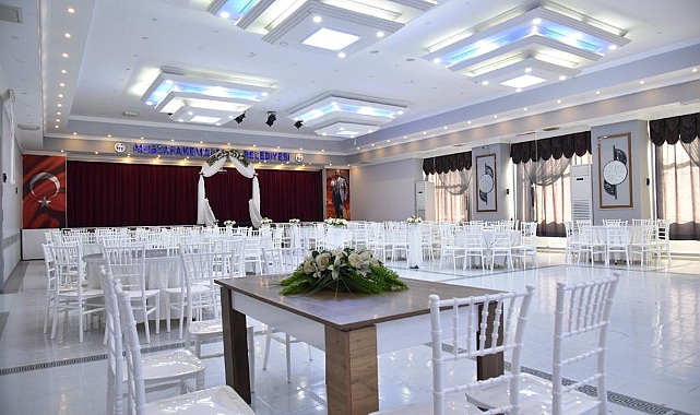 Mustafakemalpaşa belediye düğün salonu tadilatı tamamlandı