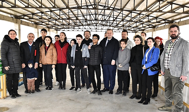 Osmangazi’de en çevreci muhtar ve öğrencilere plaket