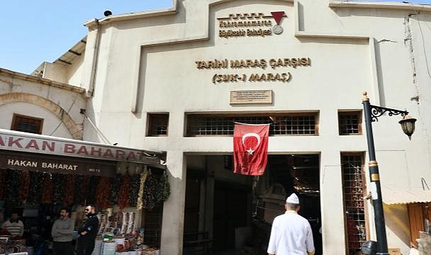 Tarihi Maraş Çarşısı esnafı yeniden kepenk açtı