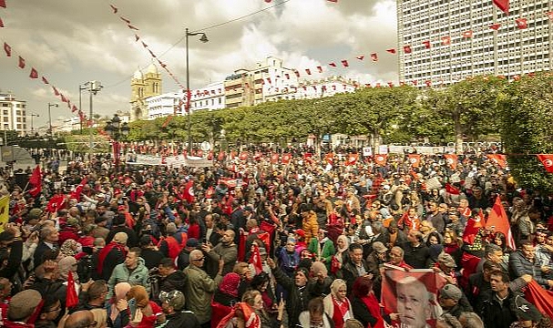Tunus'ta, Fransa’dan bağımsızlığın kazanılmasının 67. yıl dönümü kutlandı