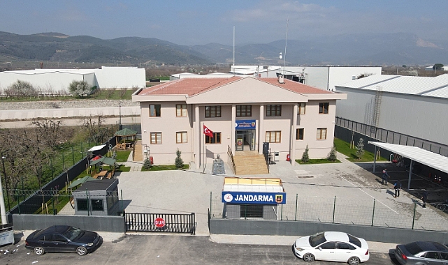 Yıldırım Belediyesi’nin ilçeye kazandırdığı ‘Samanlı Mahallesi Jandarma karakolu’ açıldı.