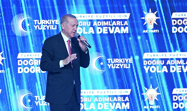 AK Parti'nin seçim beyannamesi: Yeni emeklilik yasası geliyor, kadınlar erken yaşta emekli olacak
