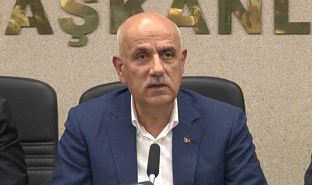 Bakan Kirişçi, "12 bin 557 canını kaybetmiş bir şehirdeyiz"