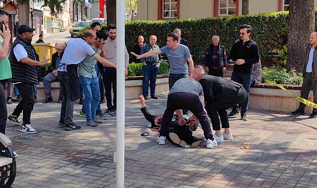 Bursa'da babasını yaralayanların babasını kurşunladı