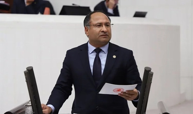 CHP İzmir Milletvekili Özcan Purçu partisinden istifa etti