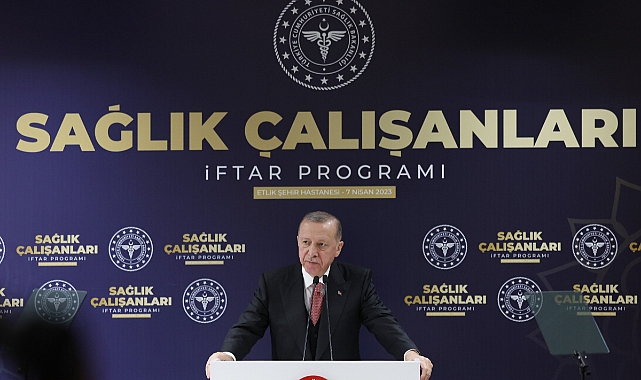 Cumhurbaşkanı Erdoğan: '42 bin 500 sağlık personeli alıyoruz'