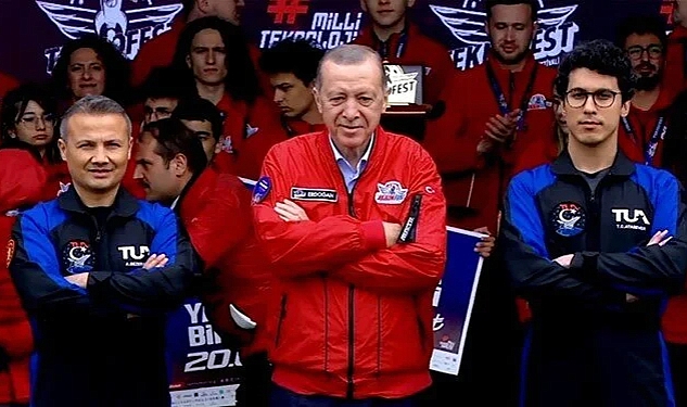 Cumhurbaşkanı Erdoğan Türkiye'nin ilk uzay yolcularını açıkladı