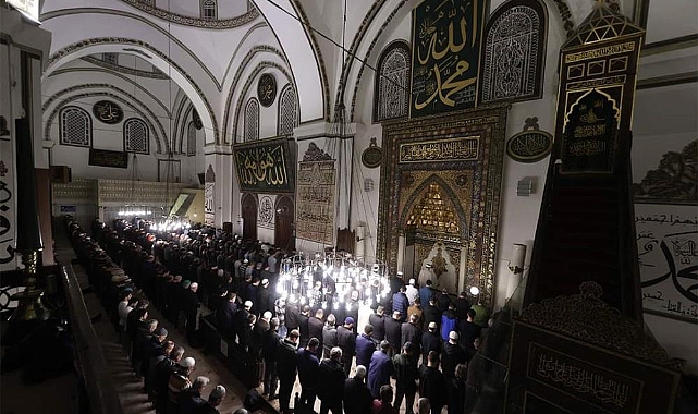 Diyanet İşleri Başkanı Prof. Dr. Ali Erbaş, Bursa Ulu Camii’nde teravih namazı kıldırdı