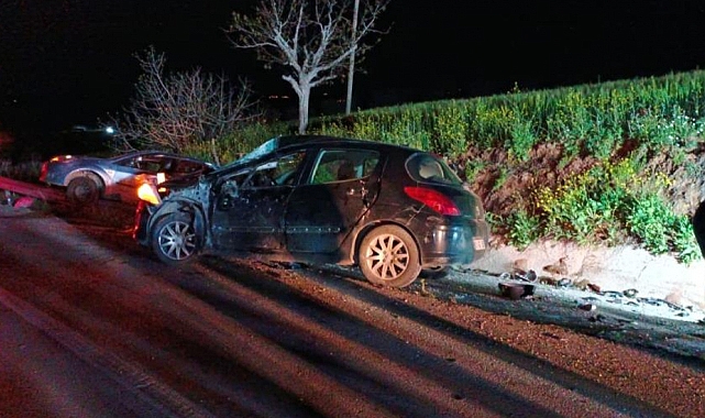 Gaziantep-Kilis karayolunda zincirleme trafik kazası: 1'i polis 2 ölü, 4 yaralı