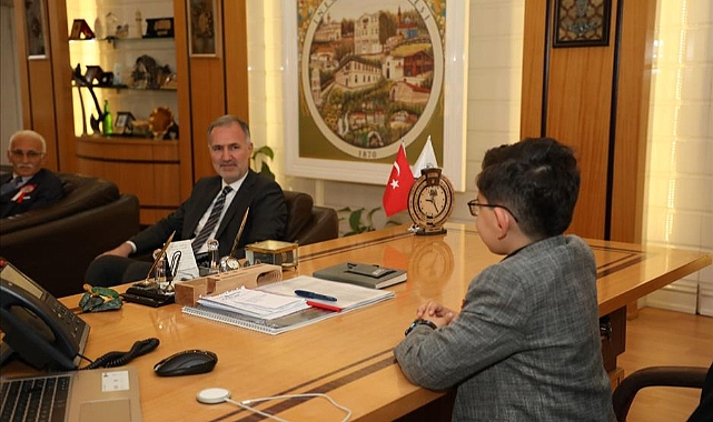 İnegöl Belediyesi’nde Yeni Başkan Makamı Devraldı