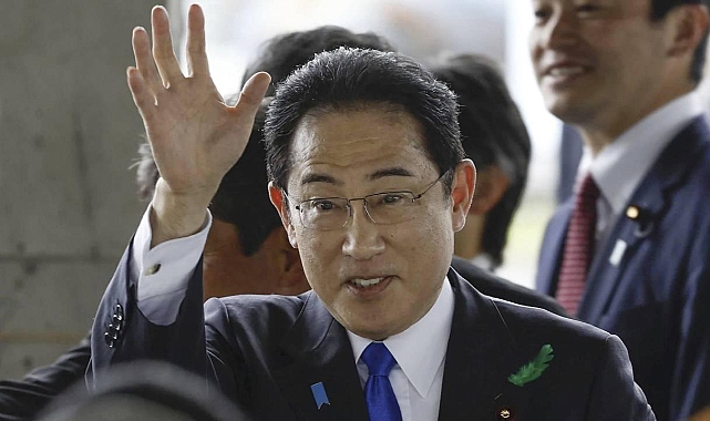 Japonya Başbakanı'nın ziyaretinde patlama sesi