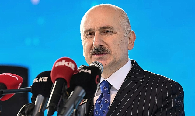 Karaismailoğlu: 'Hayal satıyorsunuz' diyenler 29 bin kilometrelik bölünmüş yollarda seyahat ediyor