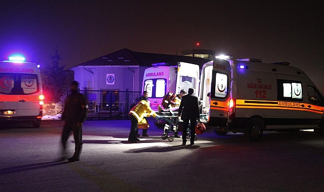 Kazaya müdahale eden polis iki aracın çarpması sonucu şehit oldu