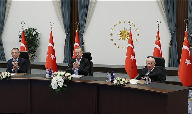 MHP Genel Başkanı Bahçeli: Adana 15 Temmuz Şehitler Köprüsü'yle doğu ile batı arasında önemli bir bağ kurulmuştur