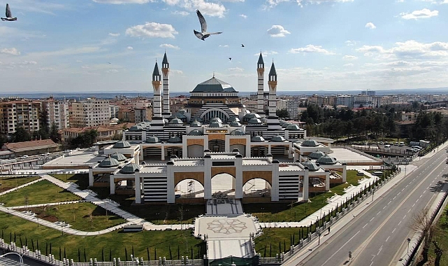 Selahaddin Eyyubi Camii bugün ibadete açılıyor