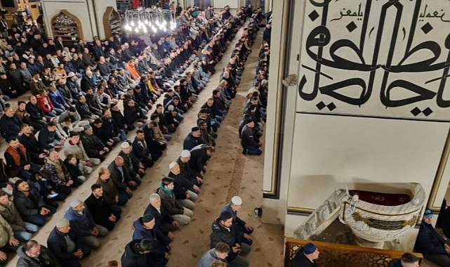 Ulucami’ye bayram namazı akını