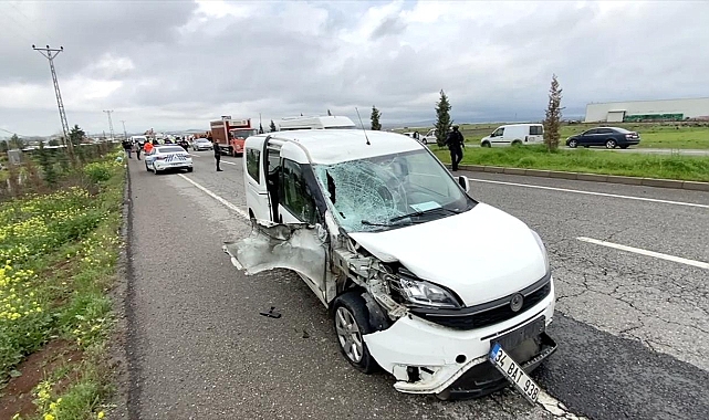 Yol çalışması yapan işçilere araç çarptı: 3 ölü, 1 yaralı