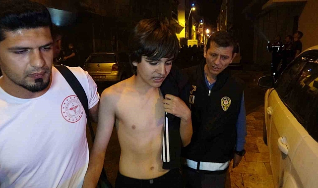 Antalya'da 5 katlı binada çıkan yangında can pazarı yaşandı
