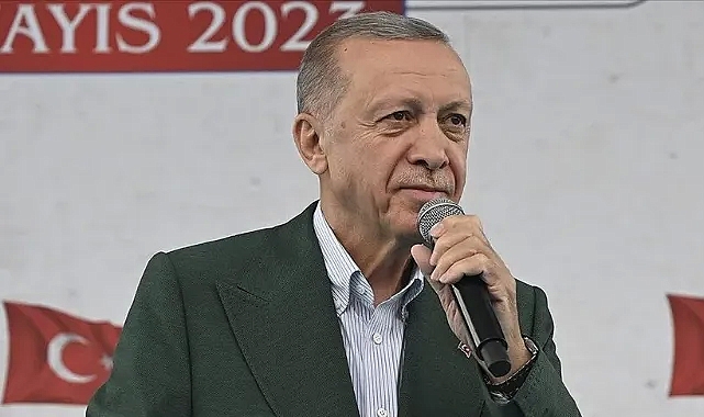 Cumhurbaşkanı Erdoğan: Milletimiz iktidara giden yolu Kandil'de arayanlara kırmızı kart göstermiştir
