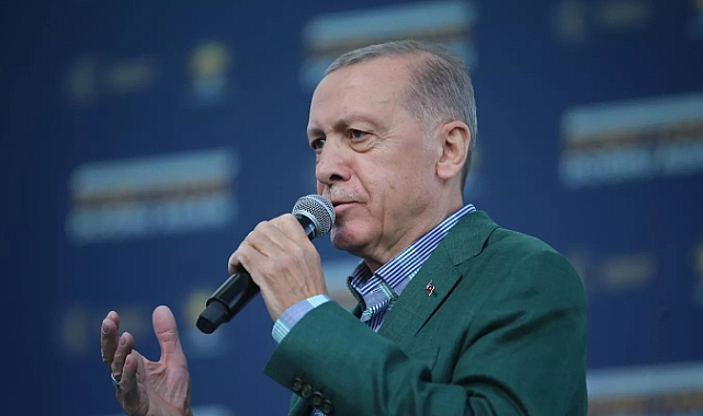 Erdoğan: Mustafa Kemal'i ağızlarından düşürmeyenler en ağır hakaretleri savuranları baş tacı ediyor