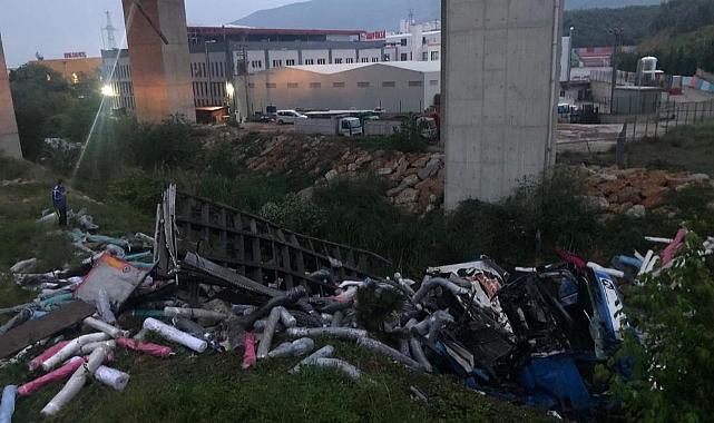 Gemlik’te kontrolden çıkan tır dere yatağına düştü: 1 ölü