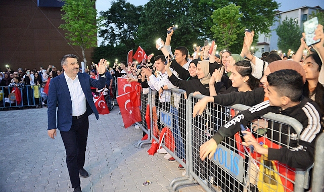 Gençlik Bayramı Yıldırım’da coşkuyla kutlandı