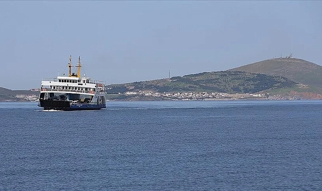 Gökçeada ve Bozcaada feribot hatlarına 19 Mayıs'ta 30 ek sefer konuldu