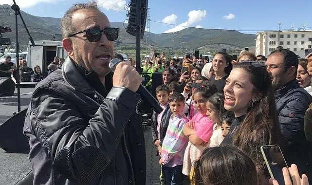 Haluk Levent'ten çağrı: Duymayan öğrencimiz kalmasın
