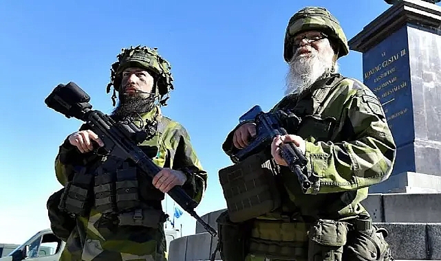 İsveç ordusu 'çeşitliliği artırmak' için Arapça kampanya başlattı: 'Değişen dünyada yeni çözümler'