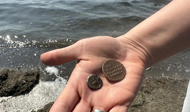 İznik gölü çekildi, tarihi sikkeler su yüzeyine çıktı