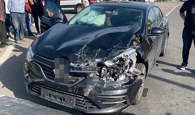 Konya'da iki otomobil çapıştı: 1 ölü, 2 yaralı