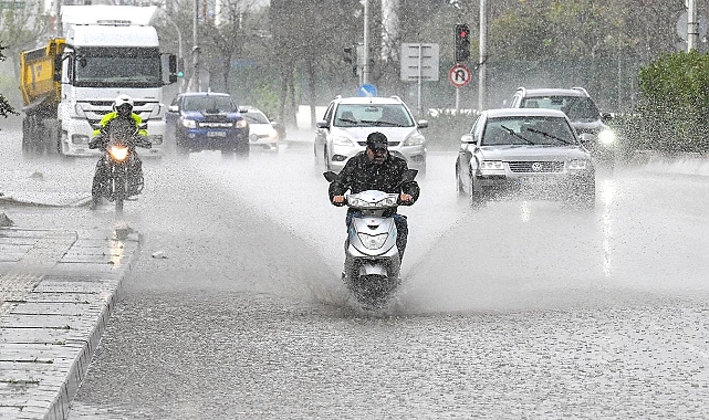 Meteoroloji saat verdi: Kuvvetli yağışa dikkat
