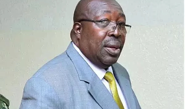 Uganda'da bir asker, koruduğu bakanı vurdu