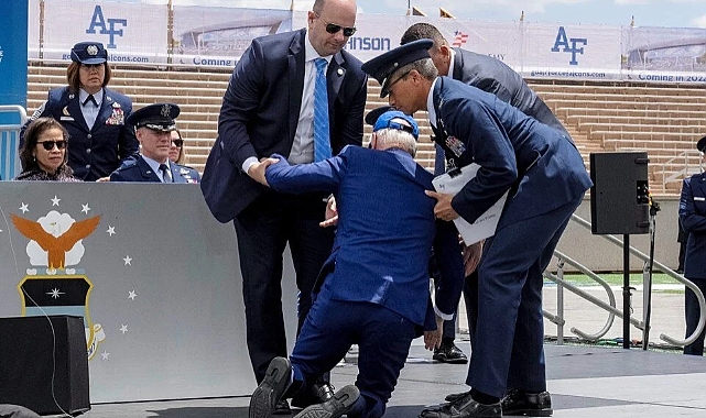 ABD Başkanı Biden yine düştü