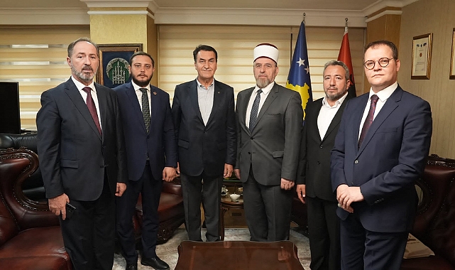 Başkan Dündar’dan Kosova'da ziyaretler