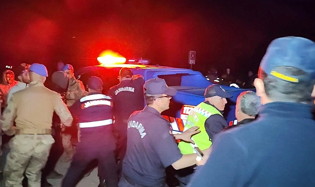 Bursa'da gerginlik 5 saat sürdü: Jandarma üniformasıyla gözaltına alındılar