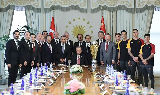 Cumhurbaşkanı Erdoğan, Galatasaray'ı kabul etti