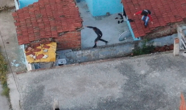 Dronlar tespit etti, narko polisler çatılarda tek tek böyle yakaladı