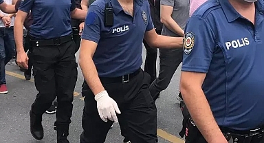 İstanbul'da koğuşlara ayrılan evlerde kalan 40 düzensiz göçmen yakalandı