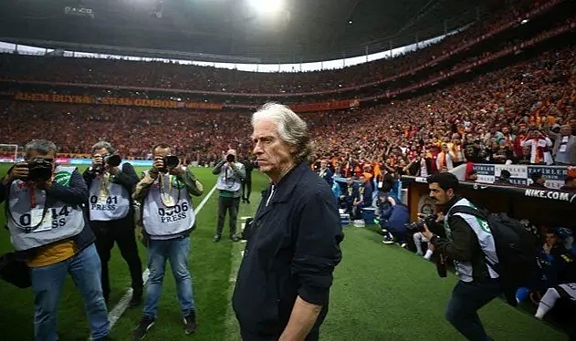 Jorge Jesus derbi galibiyeti yaşayamadı