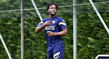Michy Batshuayi Fenerbahçe'de kalmak istiyor