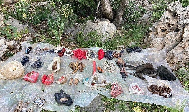 Pençe-Kilit ve Hakurk bölgelerinde mühimmat ele geçirildi