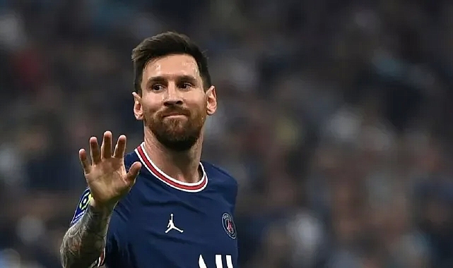 PSG, Messi'nin ayrılığını duyurdu