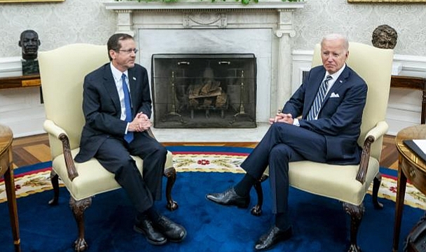 Biden, İsrail Cumhurbaşkanı Herzog'u Beyaz Saray'da ağırladı
