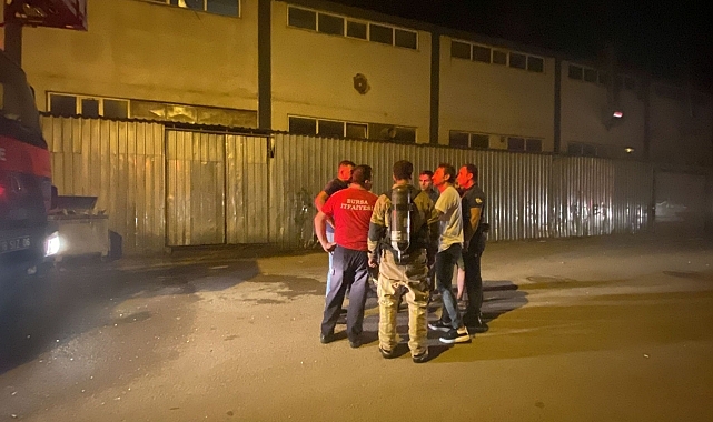 Bursa'da mobilya fabrikasında çıkan yangın söndürüldü
