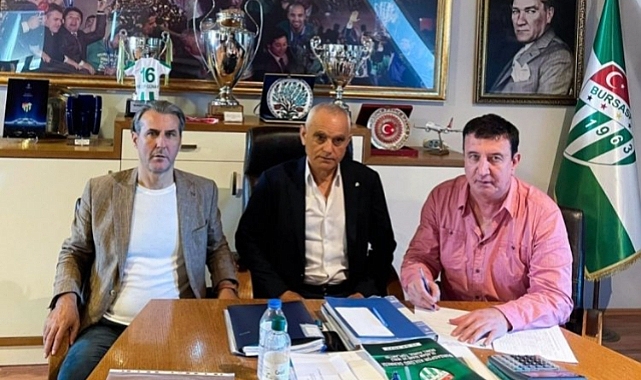 Bursaspor'un teknik direktörü Yalçın Gündüz