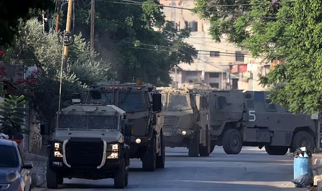 İsrail saldırısında en az 8 Filistinli öldü..Son yıllardaki en büyük saldırı