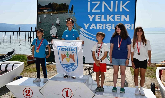 İznik Gölü'nde madalyalar sahiplerini buldu