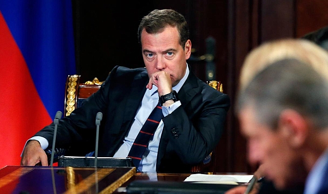 Medvedev: 3. Dünya Savaşı yaklaşıyor